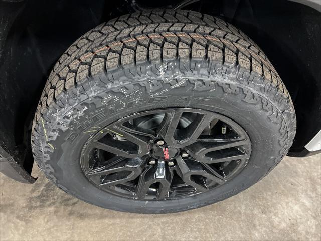 new 2025 GMC Sierra 1500 car, priced at $57,295