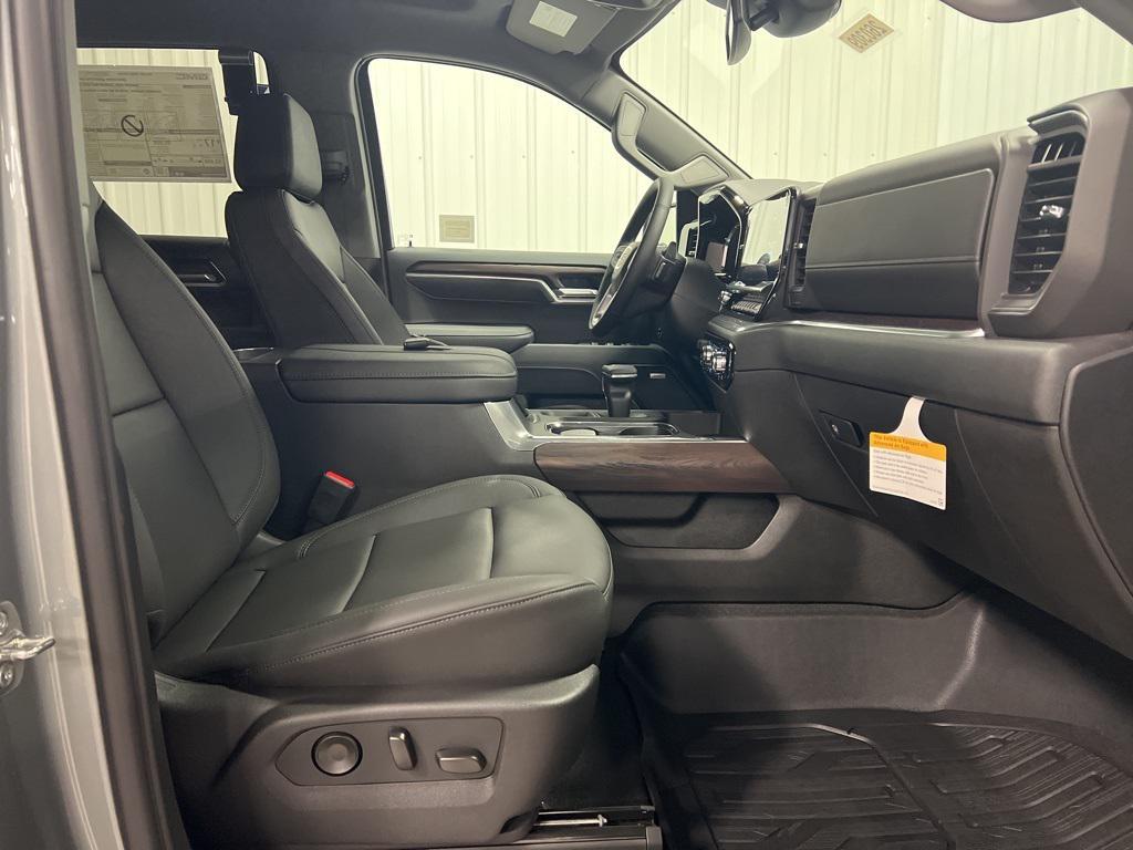 new 2026 GMC Sierra 1500 car, priced at $67,340