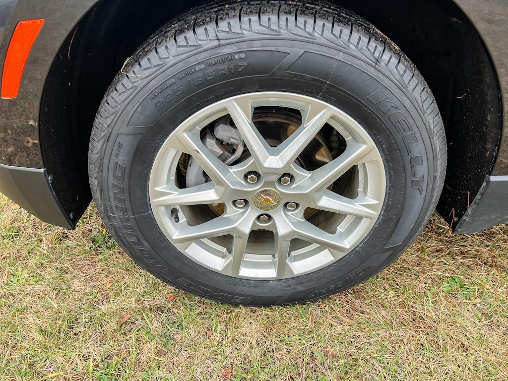 used 2023 Chevrolet Equinox car, priced at $23,290