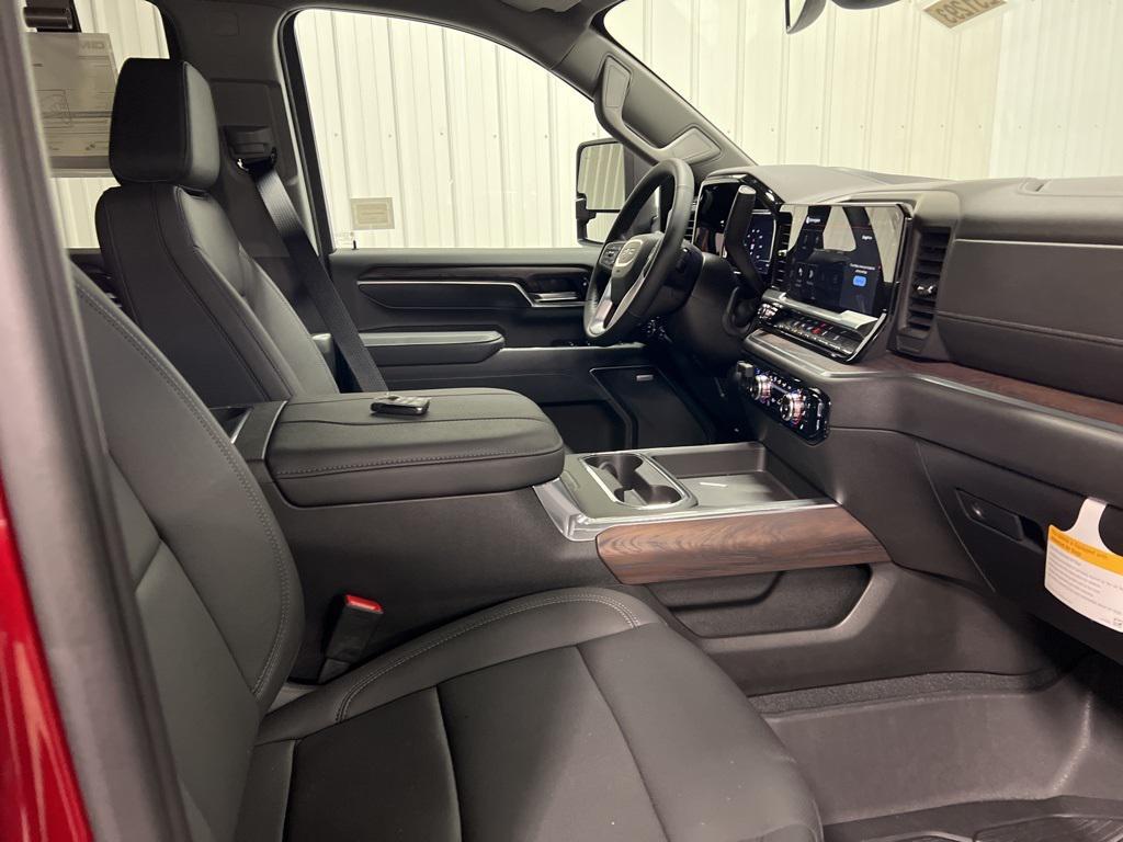 new 2025 GMC Sierra 2500 car, priced at $74,070
