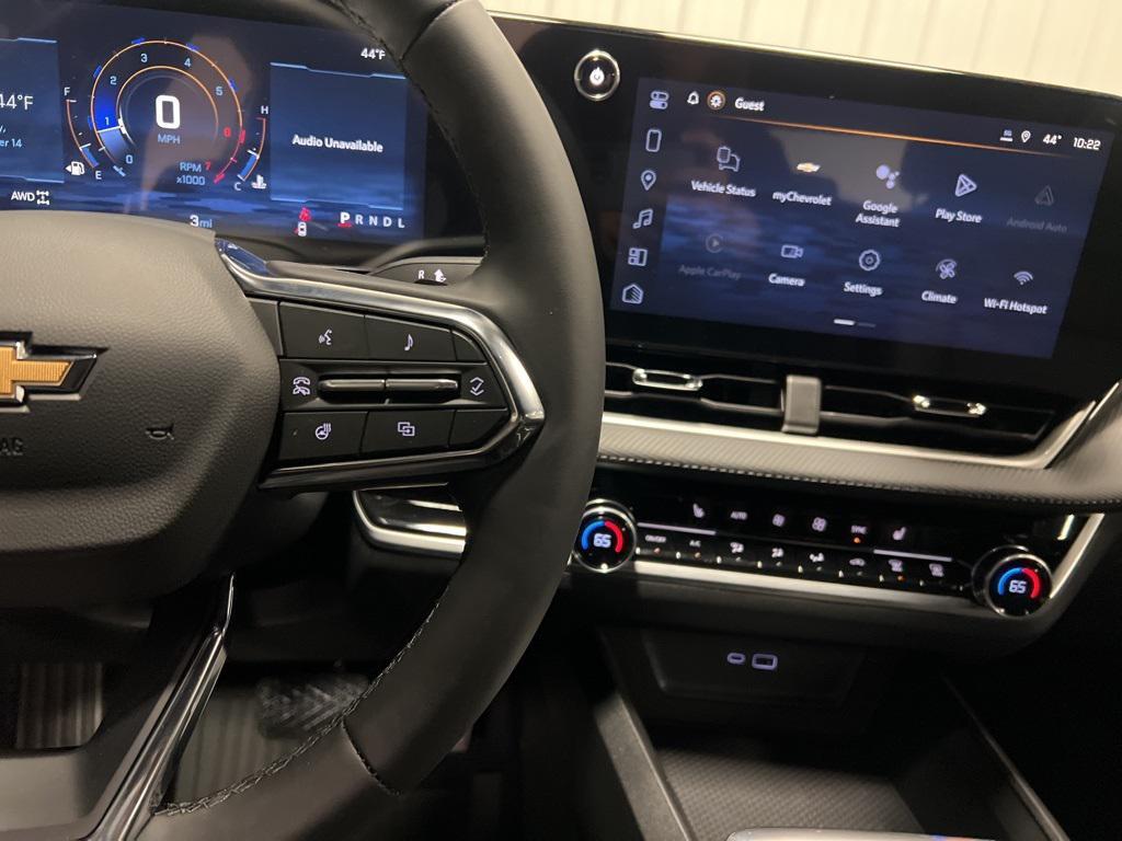 new 2026 Chevrolet Equinox car, priced at $35,195