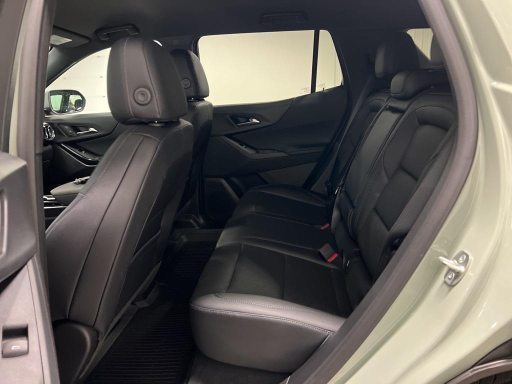 new 2026 Chevrolet Equinox car, priced at $35,195