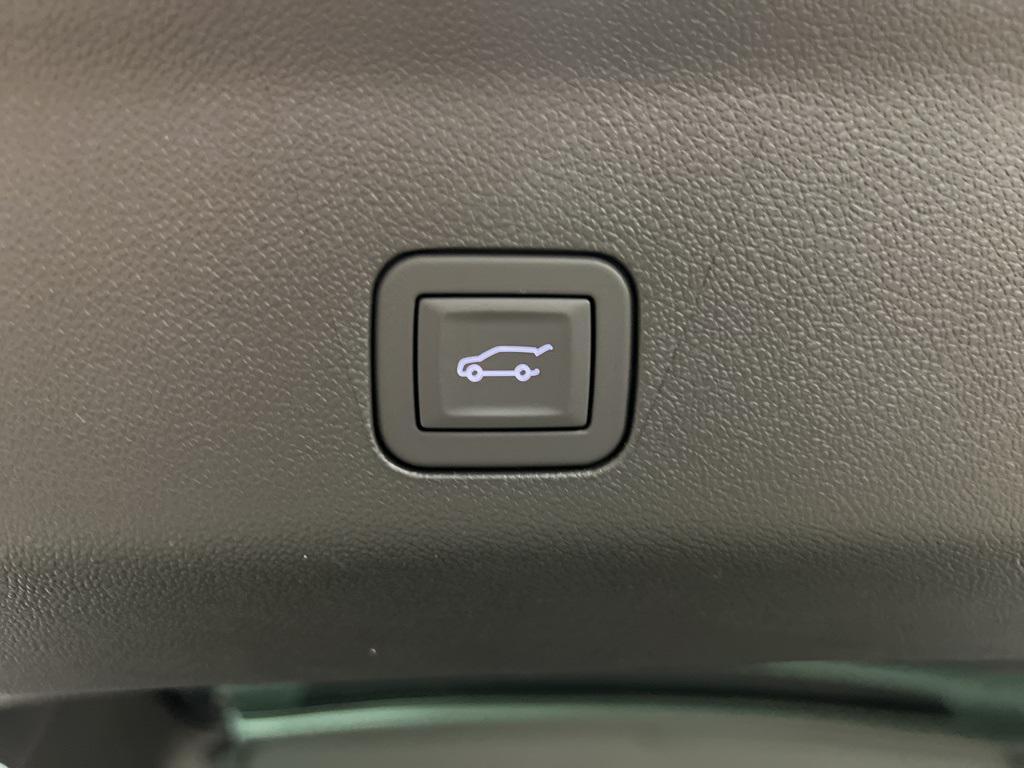 new 2025 Chevrolet Suburban car, priced at $81,795