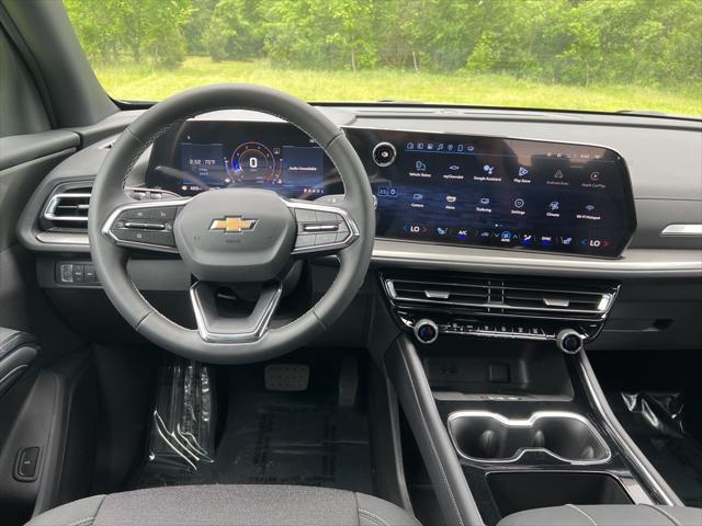 new 2025 Chevrolet Traverse car, priced at $44,945