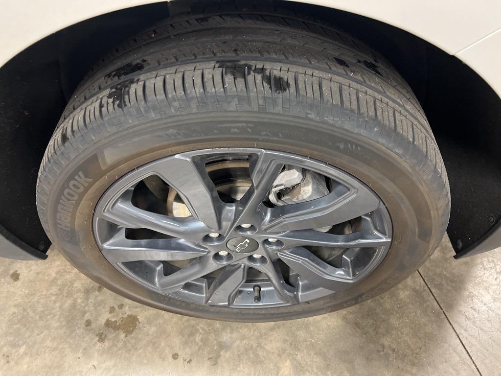 used 2022 Chevrolet Equinox car, priced at $25,690