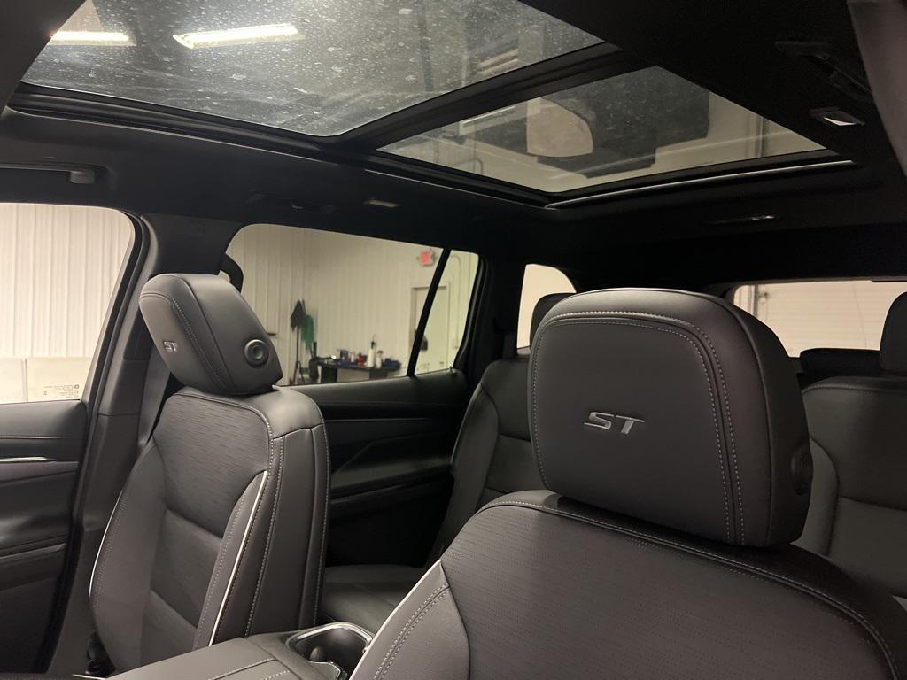 new 2026 Buick Enclave car, priced at $58,205