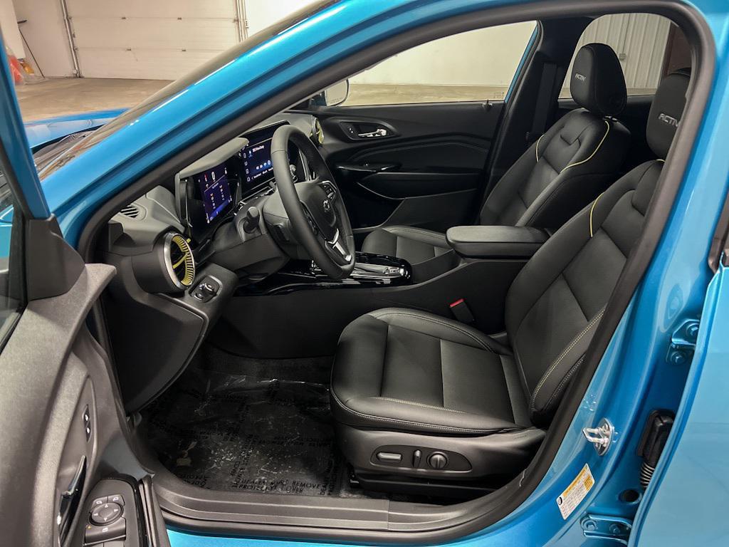new 2025 Chevrolet Trax car, priced at $26,985