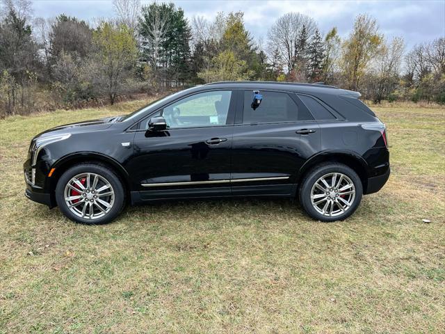 new 2025 Cadillac XT5 car, priced at $63,990