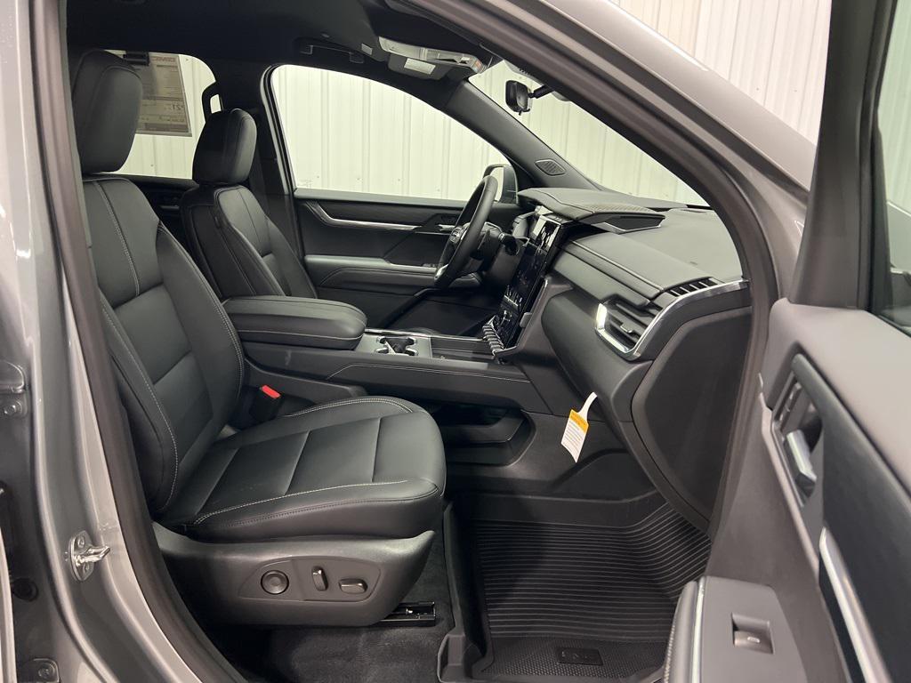 new 2026 GMC Acadia car, priced at $55,070