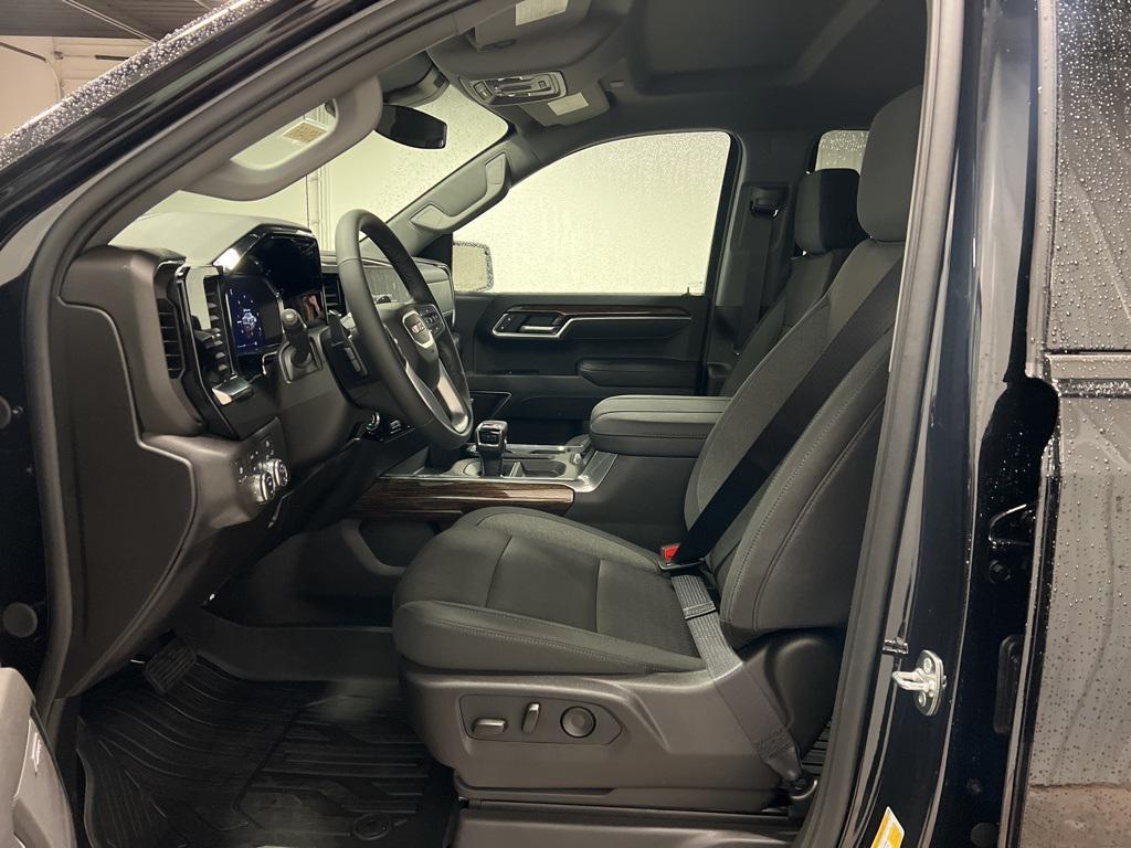 new 2026 GMC Sierra 1500 car, priced at $65,225