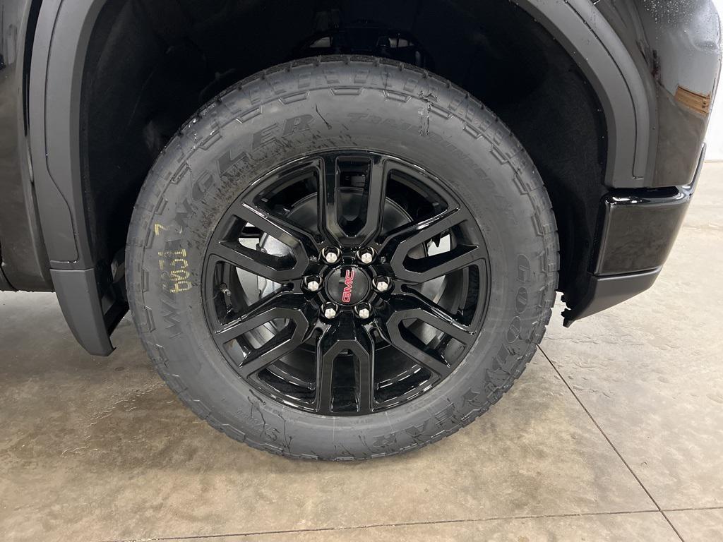 new 2026 GMC Sierra 1500 car, priced at $65,225
