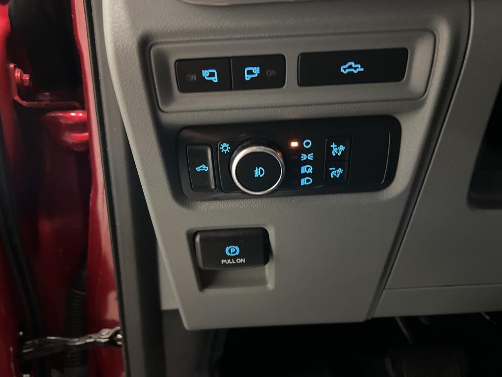 used 2021 Ford F-150 car, priced at $30,550