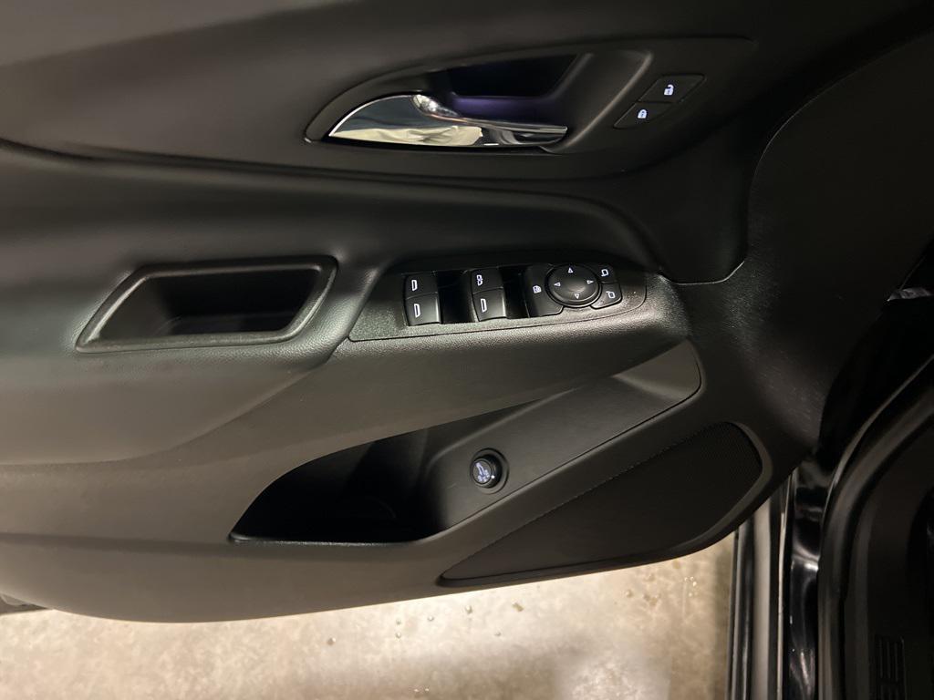 used 2024 Chevrolet Equinox car, priced at $24,370