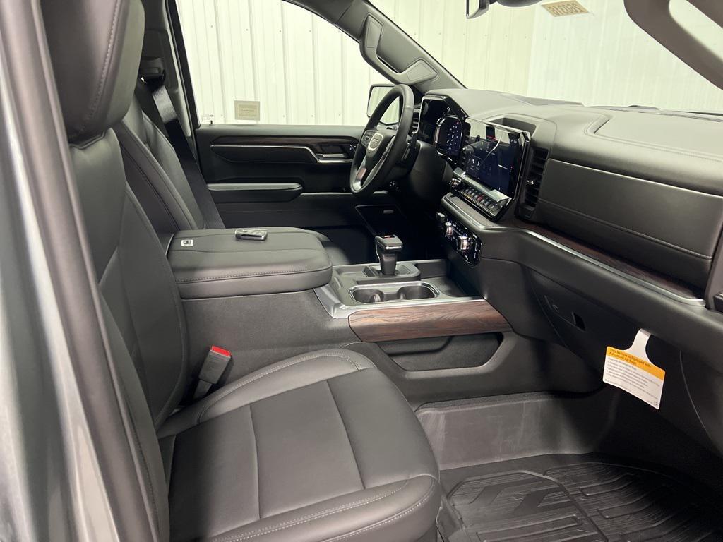 new 2026 GMC Sierra 1500 car, priced at $67,340