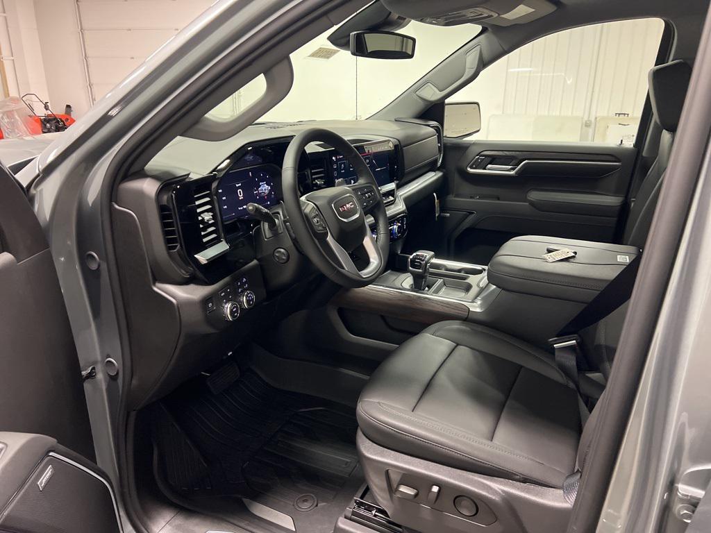 new 2026 GMC Sierra 1500 car, priced at $67,340