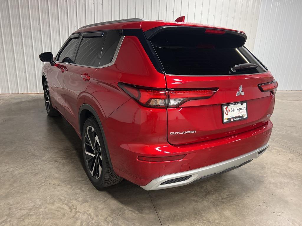 used 2024 Mitsubishi Outlander car, priced at $26,999