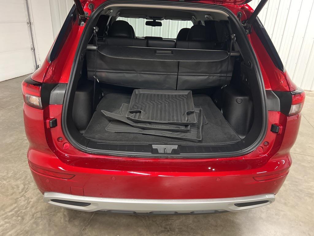 used 2024 Mitsubishi Outlander car, priced at $26,999