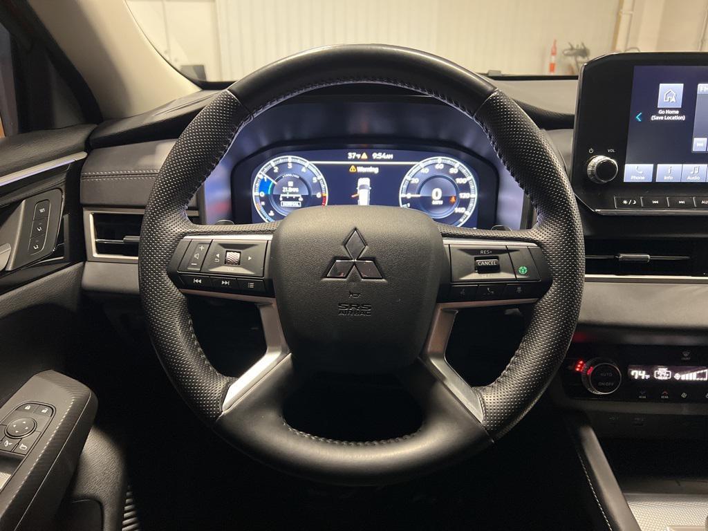 used 2024 Mitsubishi Outlander car, priced at $26,999