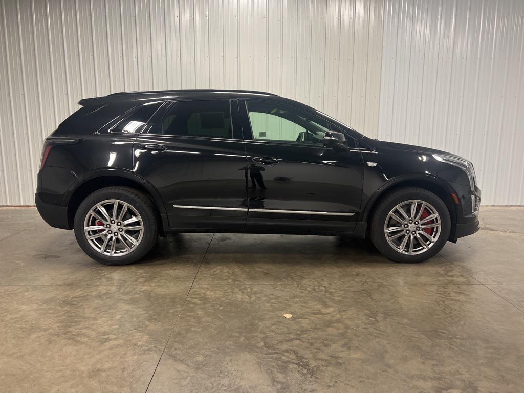 new 2025 Cadillac XT5 car, priced at $63,990