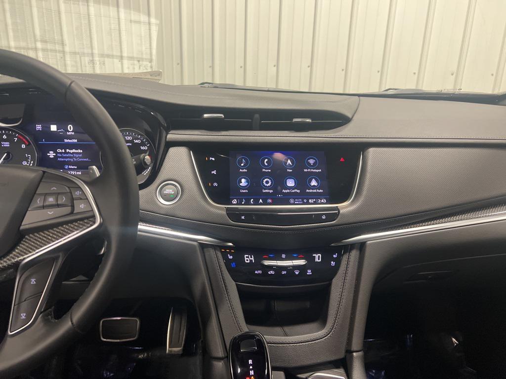 new 2025 Cadillac XT5 car, priced at $63,990