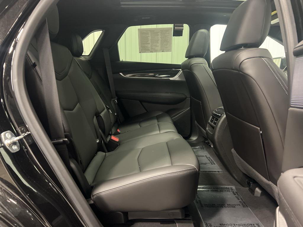 new 2025 Cadillac XT5 car, priced at $63,990