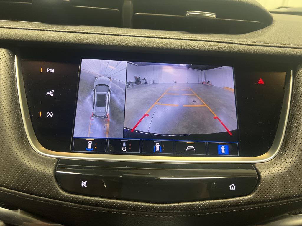 new 2025 Cadillac XT5 car, priced at $63,990
