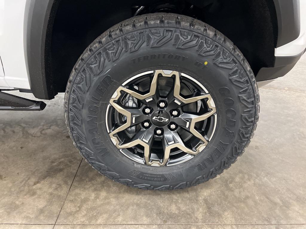 new 2026 Chevrolet Colorado car, priced at $55,120