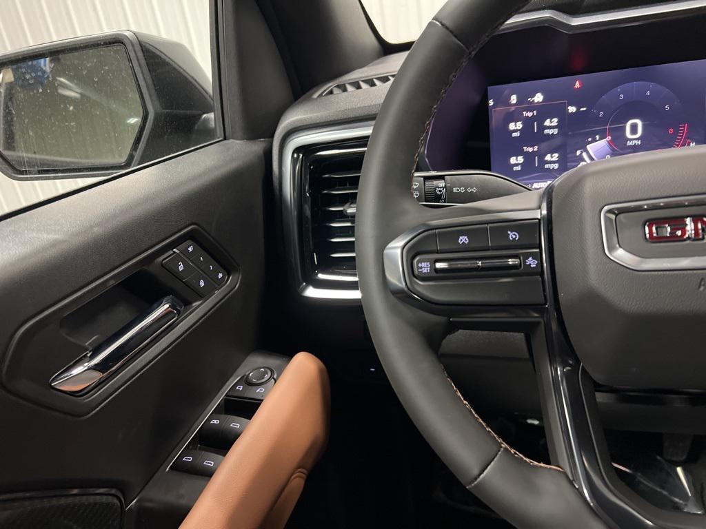 new 2025 GMC Canyon car, priced at $49,760