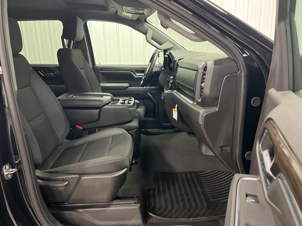 used 2024 Chevrolet Silverado 1500 car, priced at $41,660