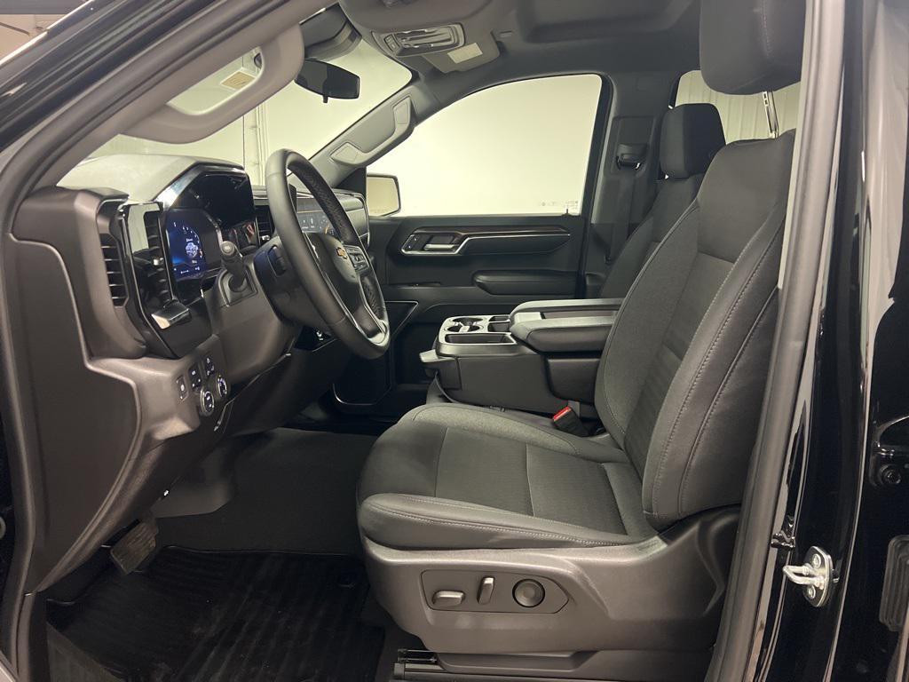 used 2024 Chevrolet Silverado 1500 car, priced at $41,660