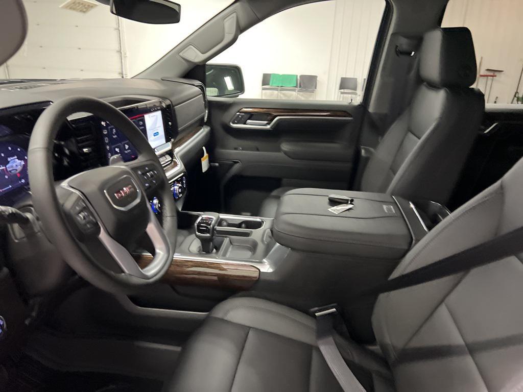 new 2025 GMC Sierra 1500 car, priced at $66,990