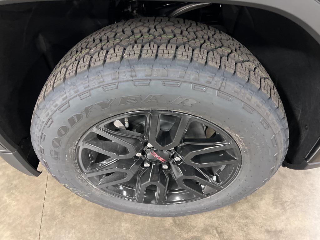 new 2026 GMC Sierra 1500 car, priced at $53,600