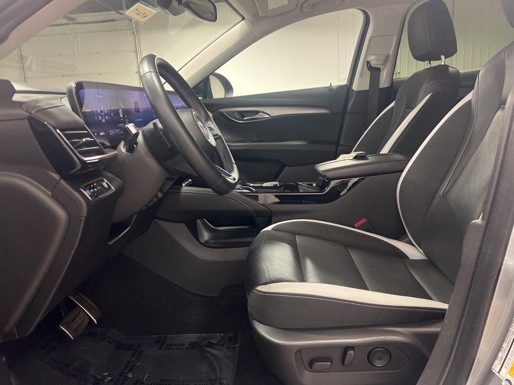 used 2024 Buick Envision car, priced at $27,790