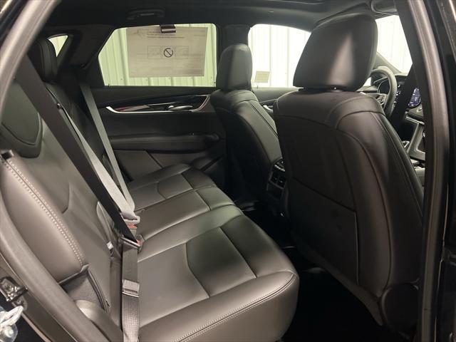 new 2025 Cadillac XT5 car, priced at $59,490