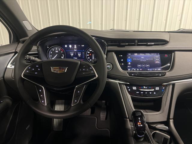 new 2025 Cadillac XT5 car, priced at $59,490
