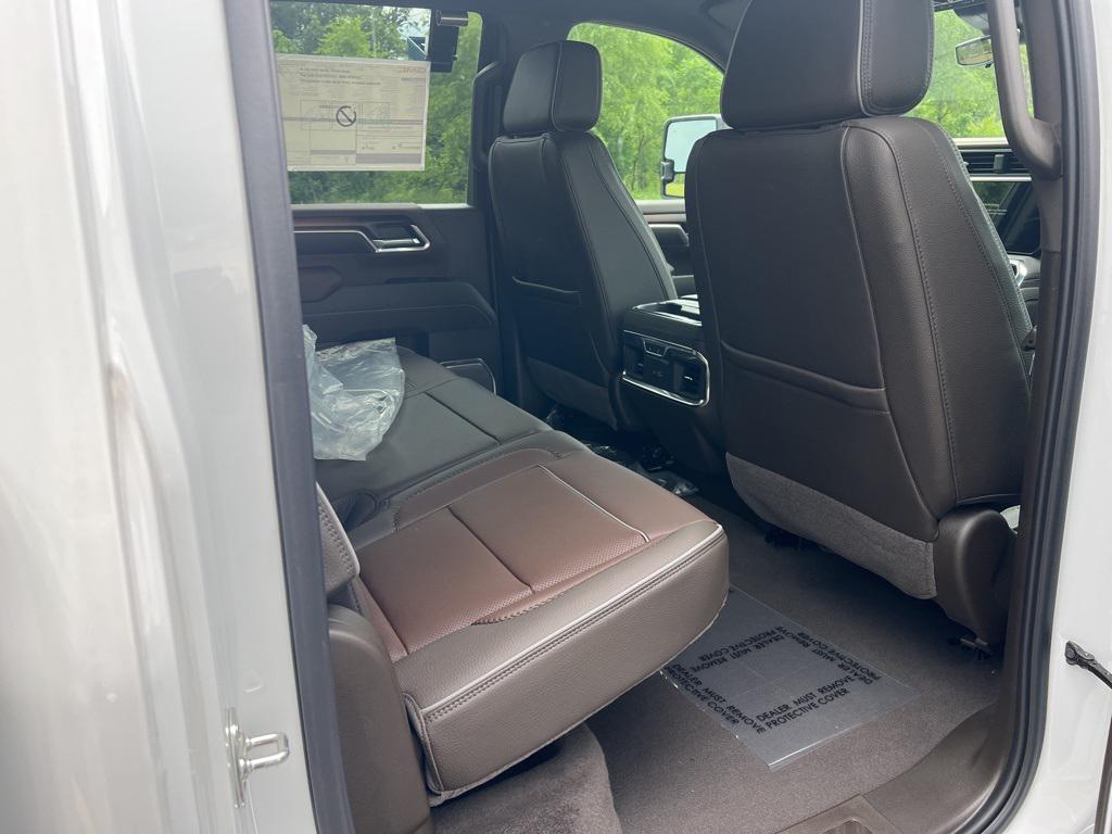 new 2025 GMC Sierra 2500 car, priced at $87,260