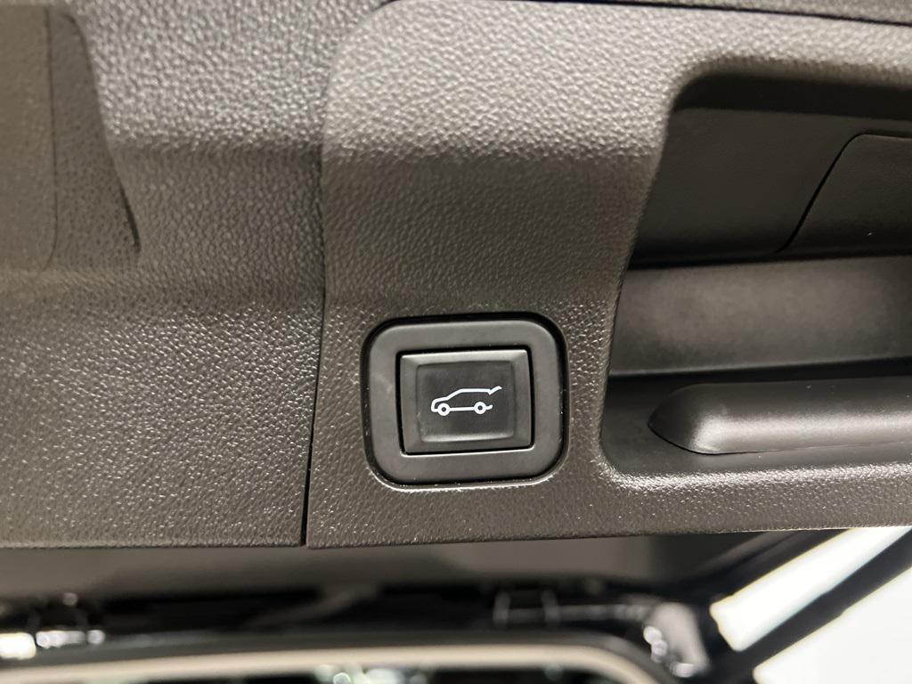 used 2023 GMC Acadia car, priced at $34,277