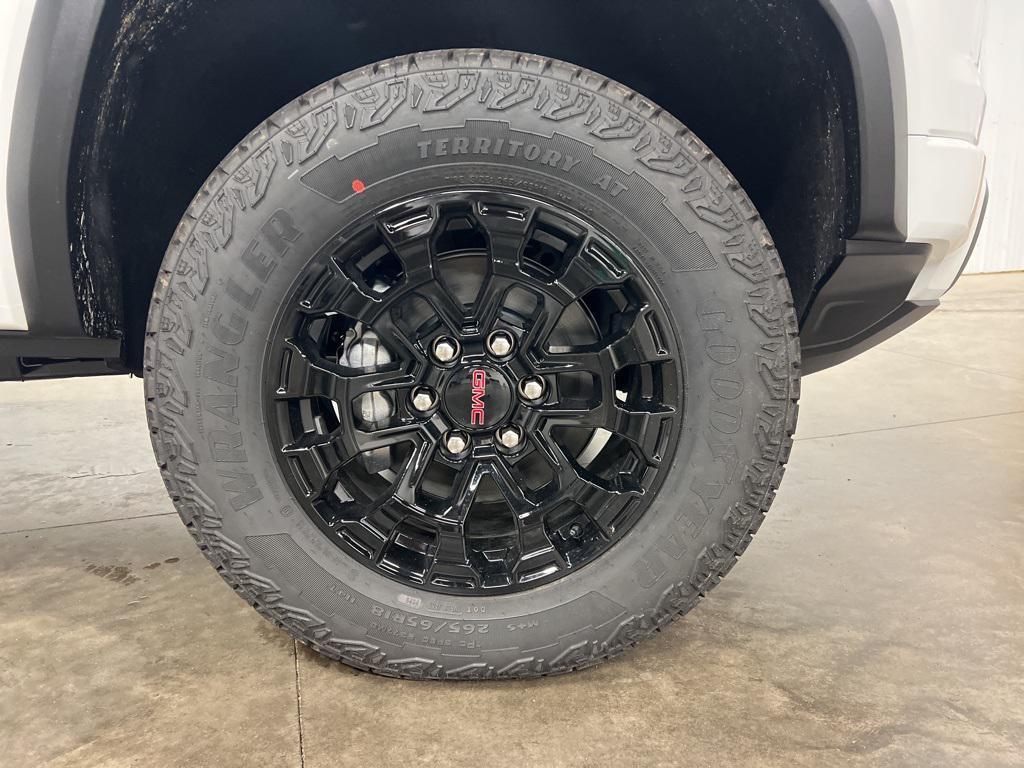 new 2026 GMC Canyon car, priced at $46,380
