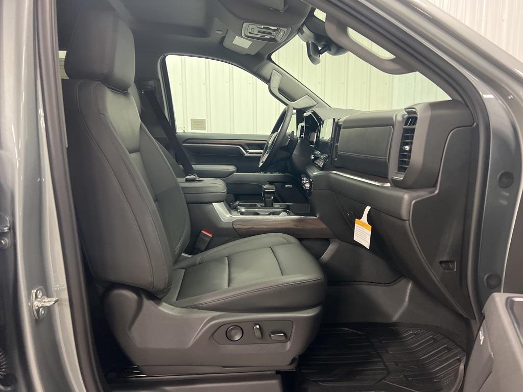 new 2026 GMC Sierra 1500 car, priced at $67,340