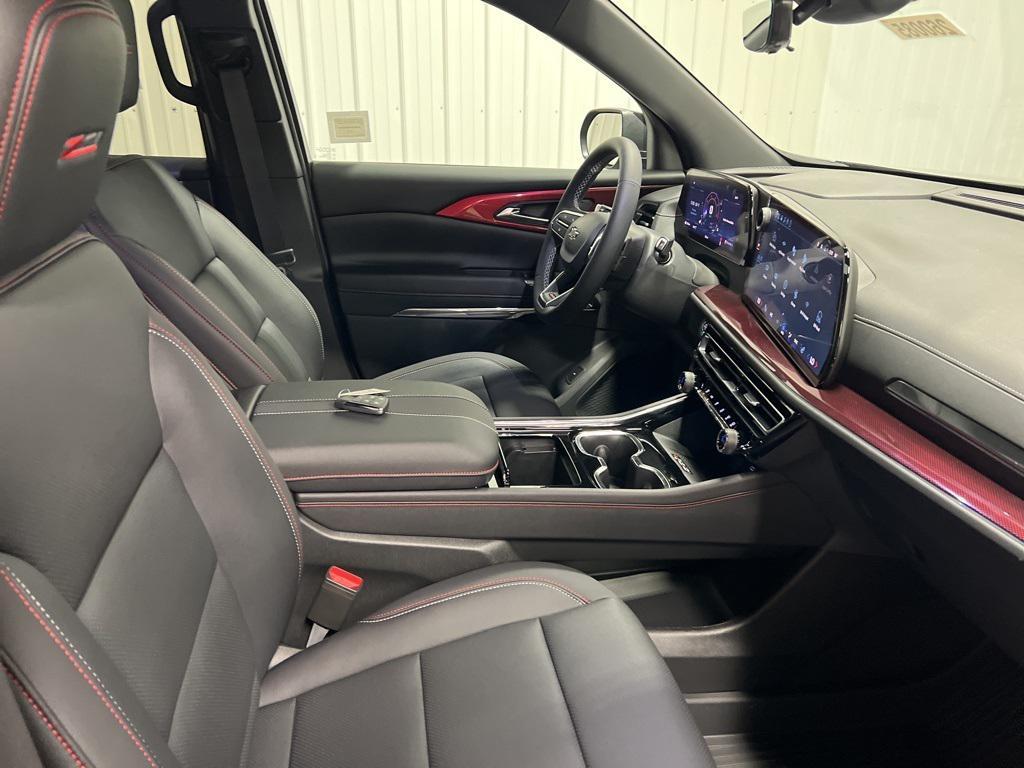 new 2026 Chevrolet Traverse car, priced at $52,445
