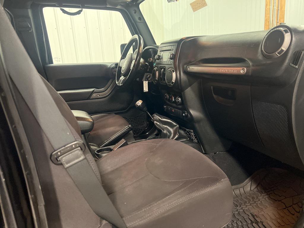 used 2015 Jeep Wrangler Unlimited car, priced at $17,990