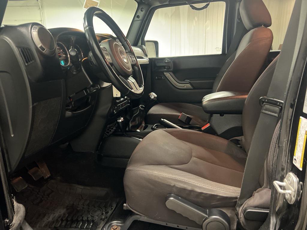 used 2015 Jeep Wrangler Unlimited car, priced at $17,990