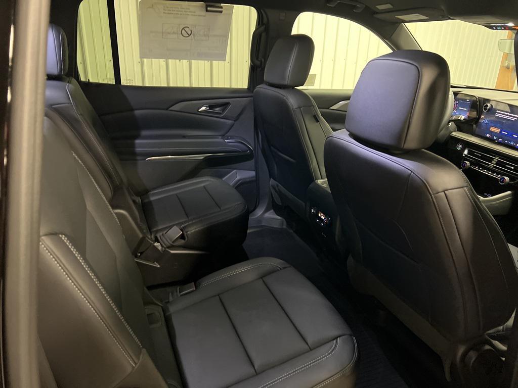 new 2026 Chevrolet Traverse car, priced at $47,640
