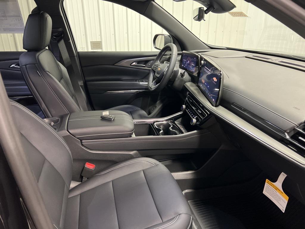 new 2026 Chevrolet Traverse car, priced at $47,640