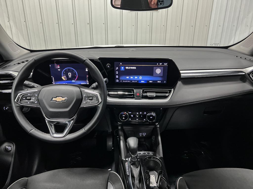 used 2024 Chevrolet TrailBlazer car, priced at $25,345