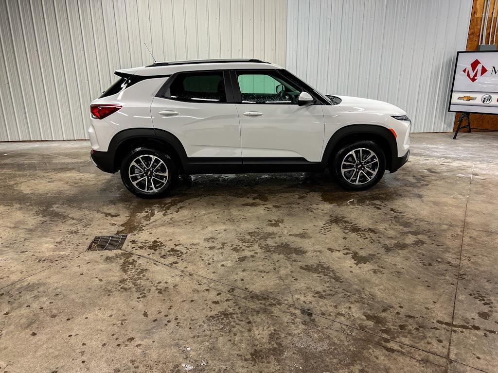 used 2024 Chevrolet TrailBlazer car, priced at $25,345