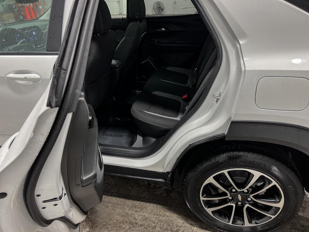 used 2024 Chevrolet TrailBlazer car, priced at $25,345