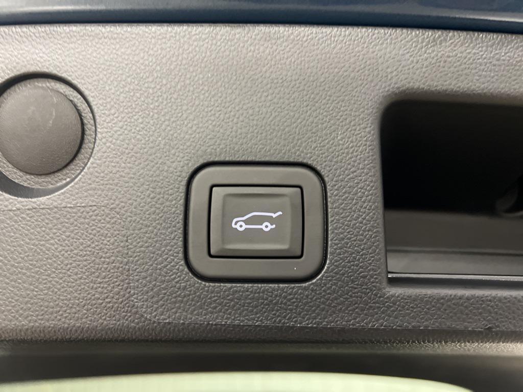 new 2026 Chevrolet Equinox car, priced at $36,085