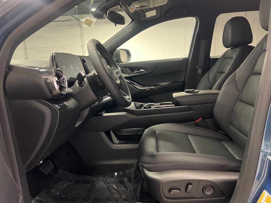 new 2026 Chevrolet Equinox car, priced at $36,085