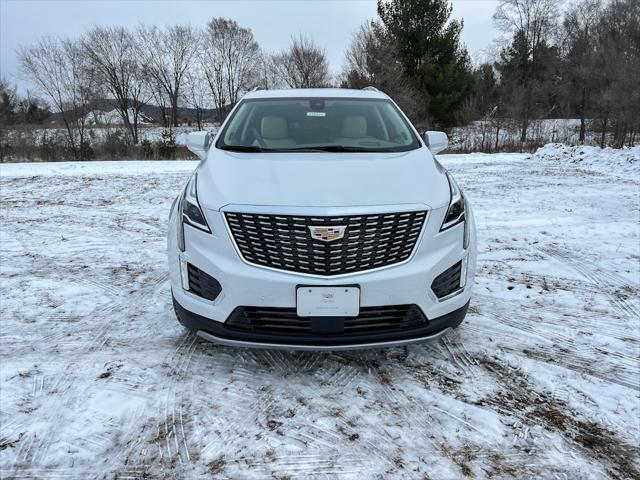 new 2025 Cadillac XT5 car, priced at $60,990